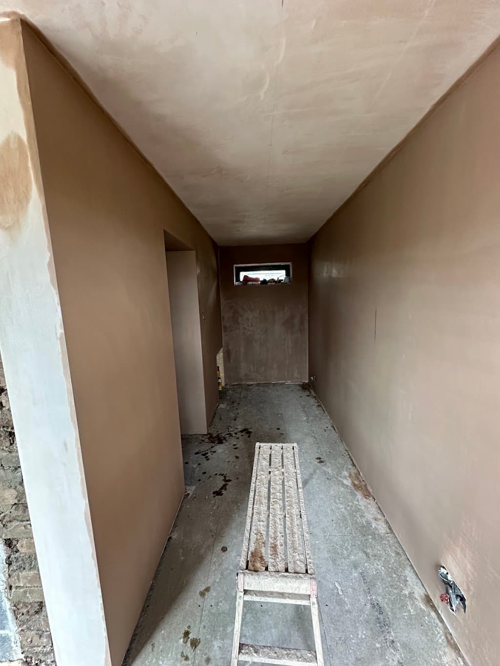 AEB Plastering & Tiling
