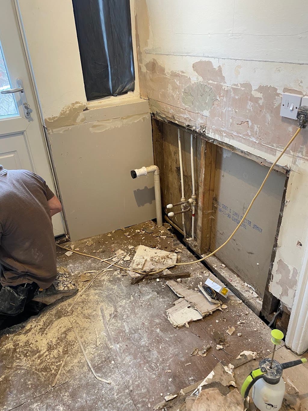 IH Plastering