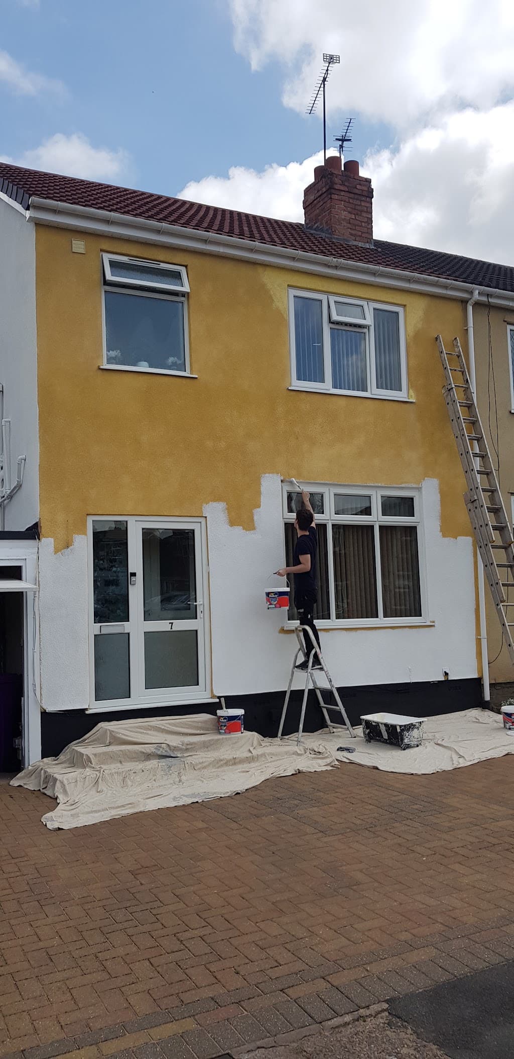 Robertos Painters and Decorators