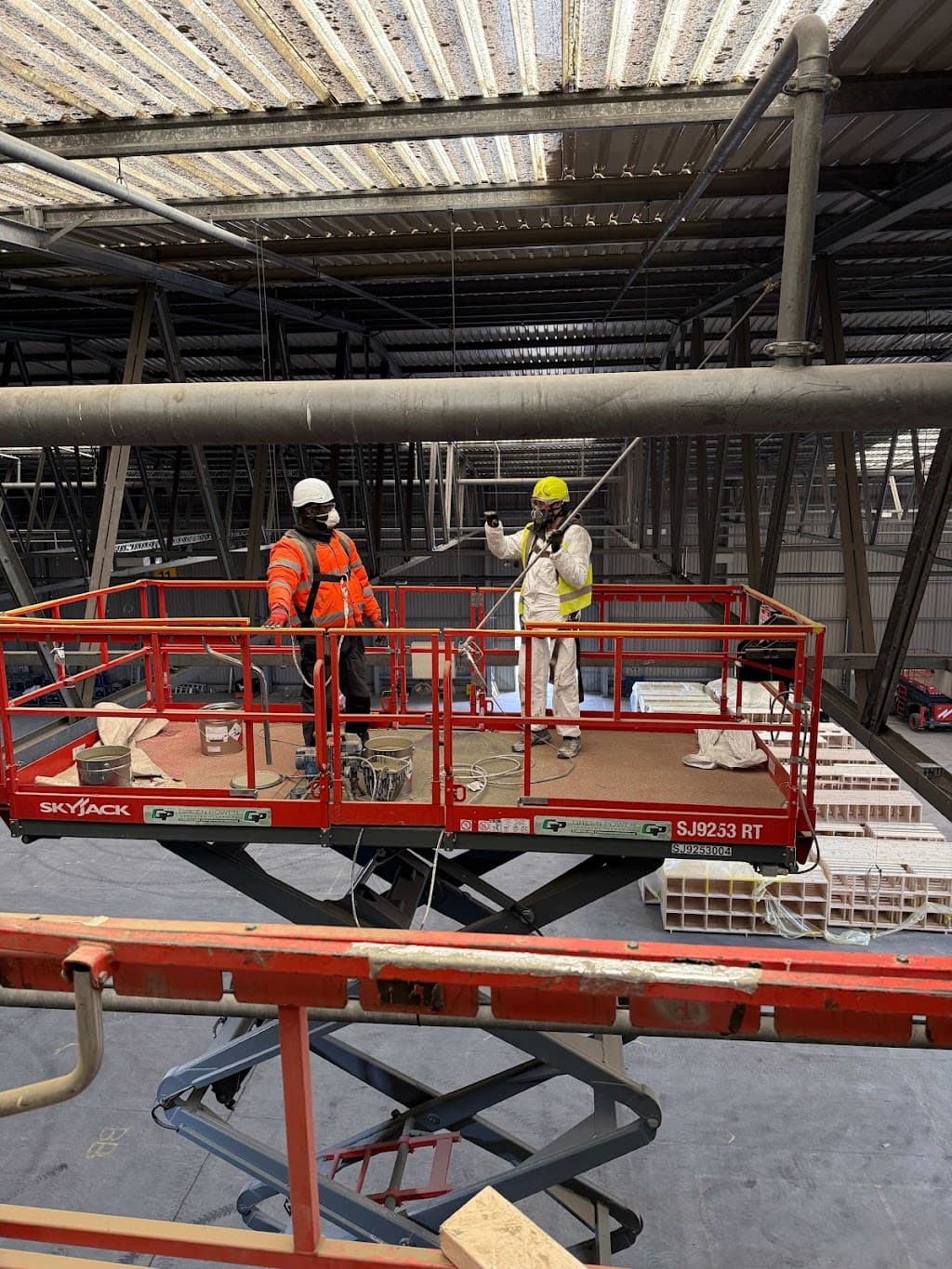 NuColour London Sprayers - Cladding & Warehouse Roof Painting