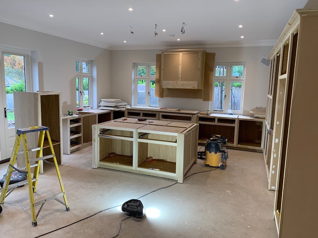 MJL decorating services ltd