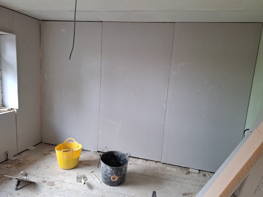 Saviour Plastering LTD