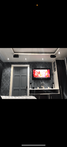 Al-Murad Bradford Tiles , Wallpaper,Paint & Flooring — Customer photo