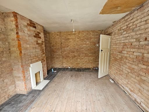 COMPLETELY PLASTERED — Customer photo