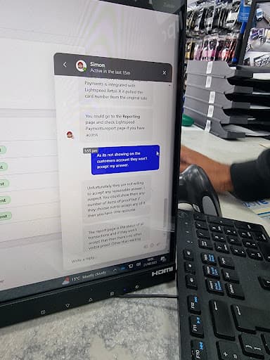 1Click Wallpapers — Customer photo