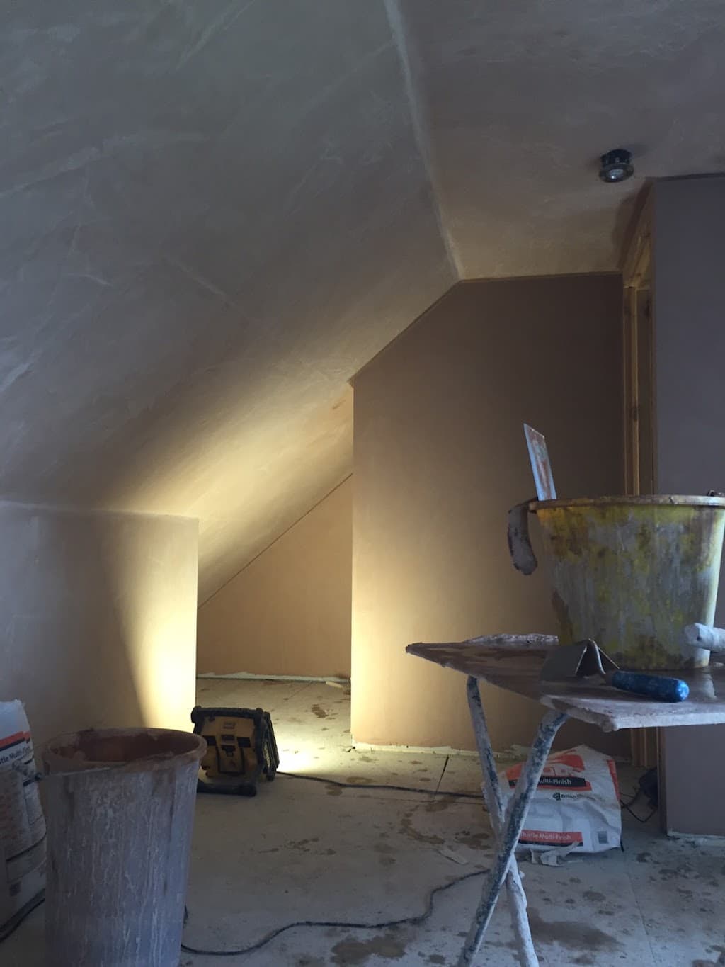 Neil wilkes plastering services